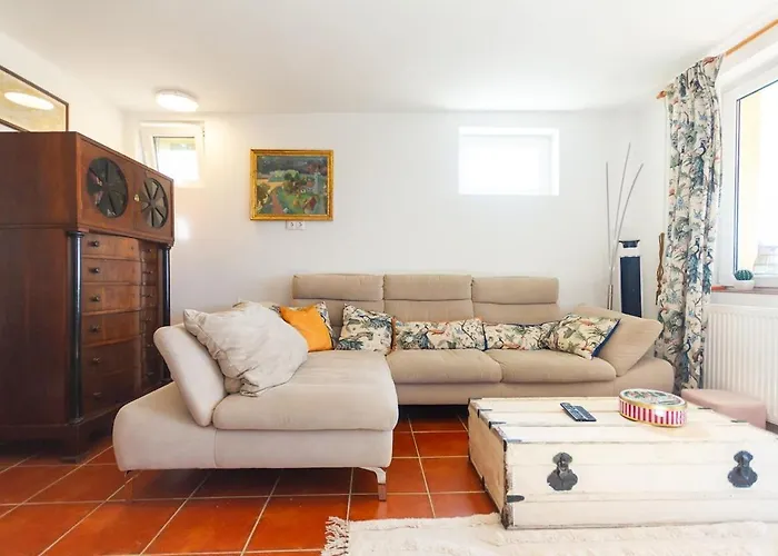 2br Lavender Hideaway House By Nw דירה