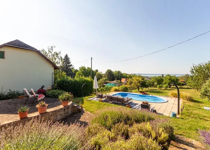 2br Lavender Hideaway House By Nw צ'רסגטומאי